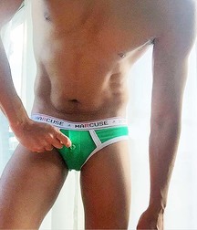 Packages 94 58ac173c3338f.jpg