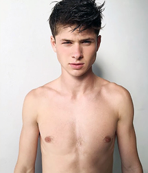 The Boy Next Door 54 58d834737fb95.jpg