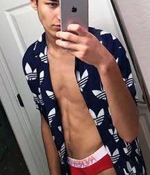 Boys Themselves 01 58f827c5b8918.jpg