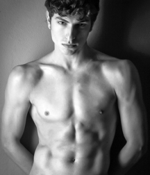 B/W Boys 31