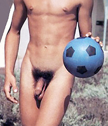 Boys with Balls 03 5a05279adb1fa.jpg