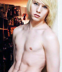The Boy Next Door 67 5a49d39a032cc.jpg