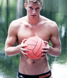 Boys with Balls 06 5a8bacd329e56.png