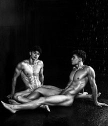 B&W Boys 47 5b8d9e3323e22.jpg