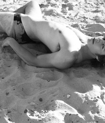 B&W Boys 49 5c7107a88d230.jpg