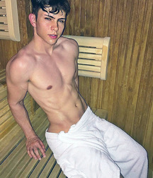 The Boy Next Door 77 5cb3610f40905.jpg