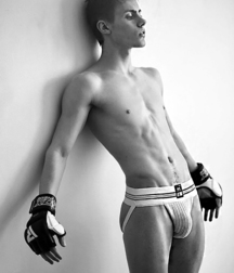 B&W Boys 51 5cfb342ae1ee8.jpg