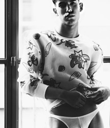 Black & White 52 5d1b123ead8a9.jpg