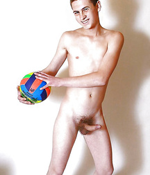 Boys with Balls 15 5dcccfe1b607b.jpg