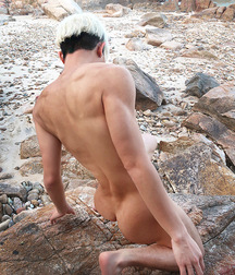 Posture 03 5df73c21128f3.jpg