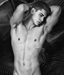 B&W 55 5e75d70c8043d.jpg