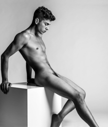 B&W 56 5eb7b96100e3e.png