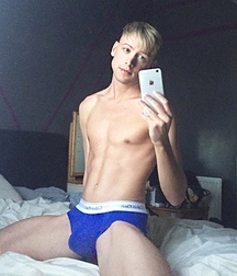 Selfies 04 5ed5628bcc70c.jpg