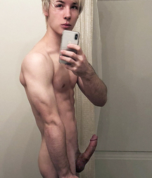 Selfies 05 5f671536f0823.jpg