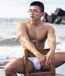 Crazy Hot Asians 03 5fb07cb4acb95.jpg