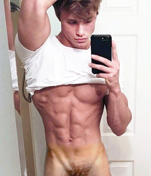 Selfies 06 5fdad574d411e.jpg