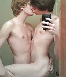 Unselfish Selfies 08 60456cd8d0a4d.jpg