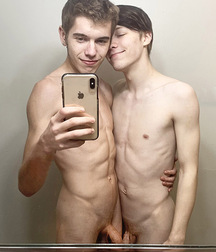 Unselfish Selfies 08 60456ce3c1d2d.jpg