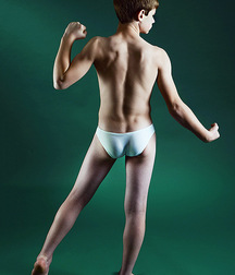 Allure 08 604c7eaa7465f.jpg
