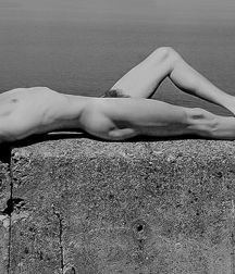 B & W 60 60bc915a9e705.jpg