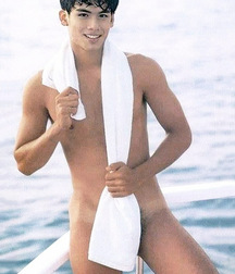 Towel Boys 05 615c0c528d836.jpg