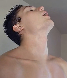 Feelin' It 01 62ef53cd3b668.jpg
