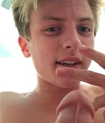 Twinks 74 5b5a434c96885.jpg