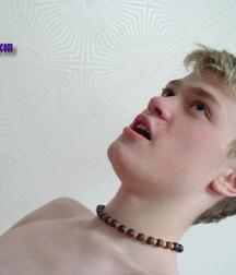 Frodo enjoys his friend boys porn 5f6b5f4e13b6a.jpg