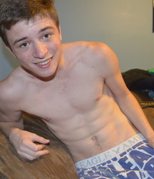 Boys I WOULDN'T say NO to  5ddcfc7523dcc.jpg