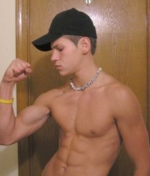 Boys I WOULDN'T say NO to  5ddcfc772ce90.jpg