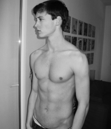 Boys I WOULDN'T say NO to  5ddcfc83ed820.jpg