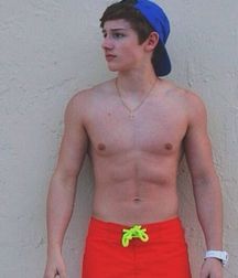 Boys I WOULDN'T say NO to  5ddcfc92f3983.jpg