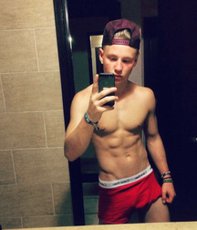 Boys I WOULDN'T say NO to  5ddcfcb9ba896.jpg