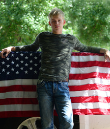 Boys I WOULDN'T say NO to  5ddcfd11a7939.jpg