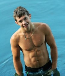 Boys I WOULDN'T say NO to  5ddcfd58f0702.jpg