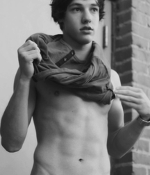 Boys I WOULDN'T say NO to  5ddcfd7315ad5.jpg