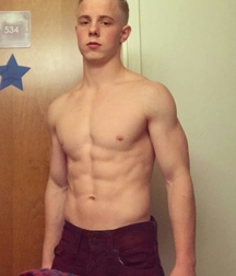 Boys I WOULDN'T say NO to  5ddcfda557c47.jpg