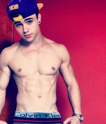 Boys I WOULDN'T say NO to  5ddcfdb8c6895.jpg