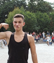 Boys I WOULDN'T say NO to  5ddcfdf1c668d.jpg