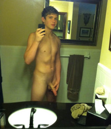 Boys I WOULDN'T say NO to  5ddcfe27d627e.jpg