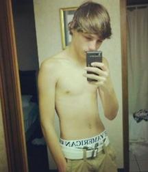 Boys I WOULDN'T say NO to  5ddcfe36e1a69.jpg