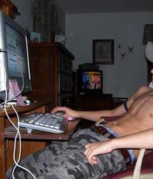 Boys I WOULDN'T say NO to  5ddcfe3de7fd7.jpg