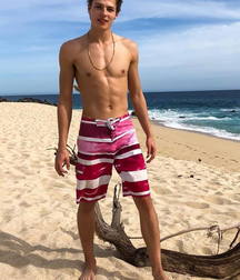 Boys I WOULDN'T say NO to  5ddcfe5e89634.jpg