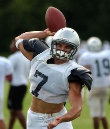 Boys I WOULDN'T say NO to  5ddcfeaed6945.jpg