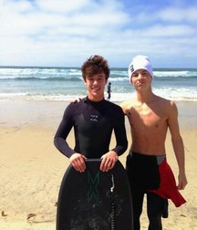 Boys I WOULDN'T say NO to  5ddcfee82a8df.jpg