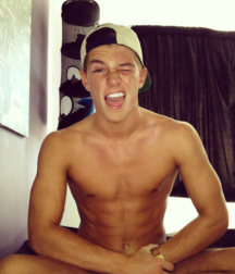 Boys I WOULDN'T say NO to  5ddcff5597ab6.png