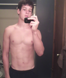 Boys I WOULDN'T say NO to  5ddcff5720620.png