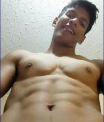Carlos, 21, Hung Latino 5ea8bd1cd0499.jpg