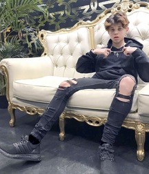 Teenager Boys 2 5d223f5a570f0.jpg