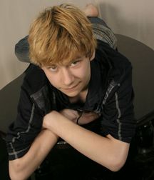Sexy Blonde Guys 5d3918fa50a69.jpg